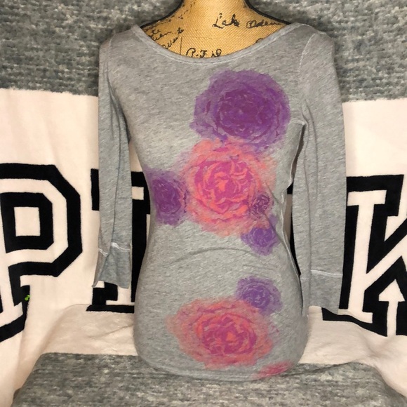 American Eagle Outfitters Tops - ✨American Eagle 3/4 Sleeve Top✨